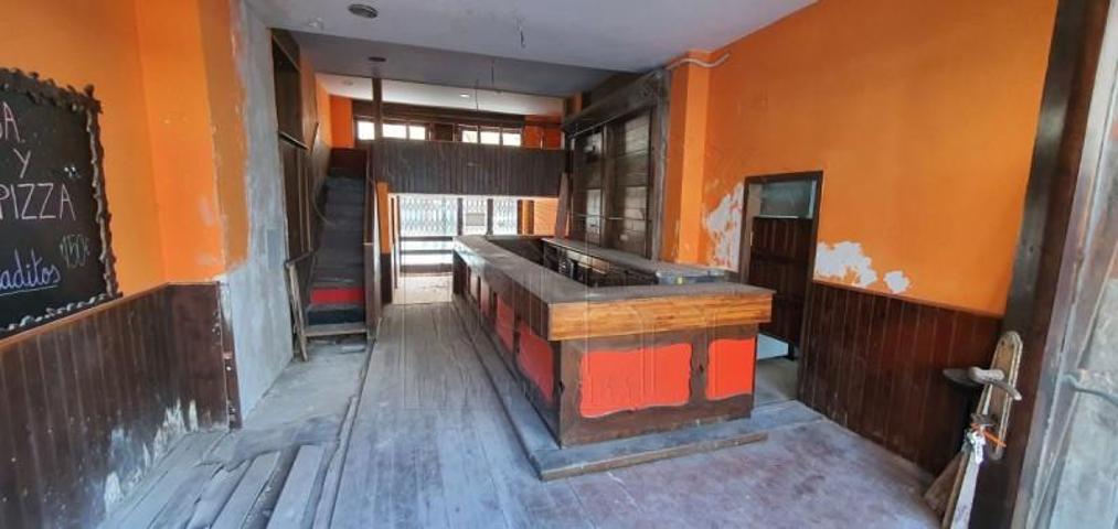 Local comercial en venta en Vandellós, Centro photo 0