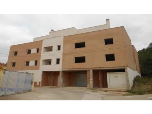 Edificio en venta en Pedralba photo 0