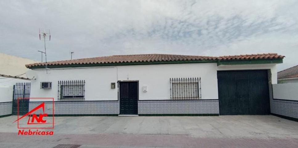 Casa en venta en San José del Valle, Urbanizacion La Parada photo 0