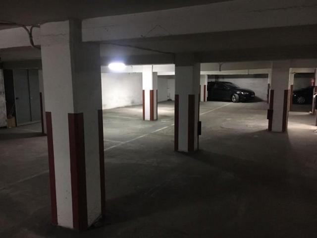 Garaje en venta en Avilés, Centro photo 0