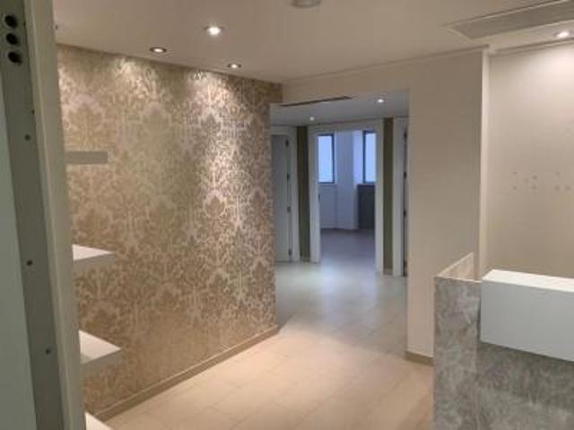 Local comercial en venta en Torrevieja, Centro photo 0