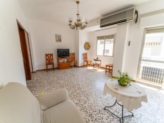 Casa en venta en Morón de la Frontera photo 0