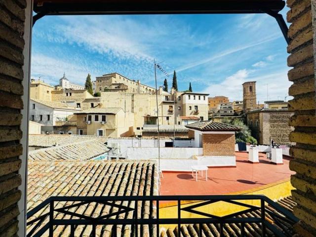 Aticos en venta en Toledo, Casco photo 0