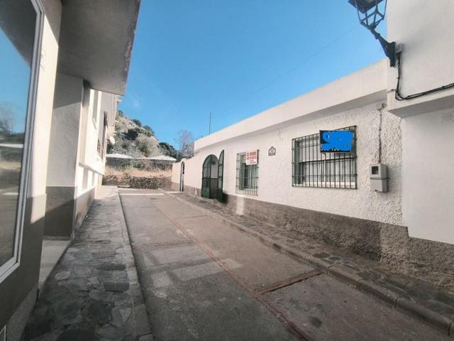 Casas de pueblo en venta en Rubite, Casarones photo 0