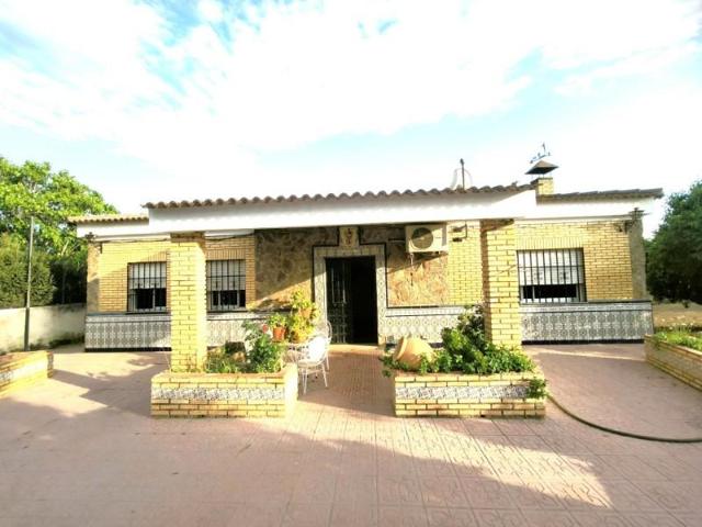 Casa con terreno en venta en Córdoba photo 0