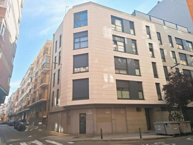 Local comercial en venta en Valladolid, Circular photo 0