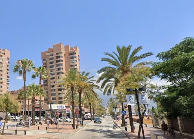 Local comercial en venta en Fuengirola, Puerto Deportivo photo 0