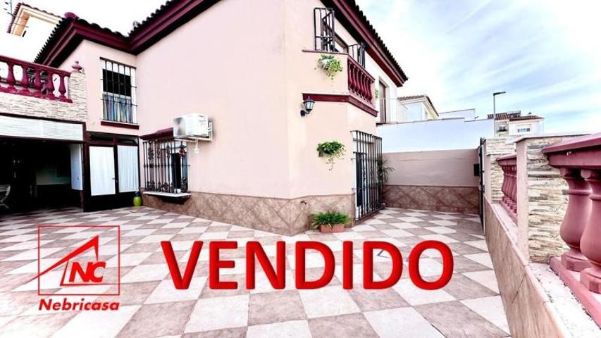 Chalet en venta en Lebrija, Las Carrascosas photo 0