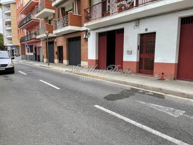 Local comercial en venta en Cambrils, Pueblo photo 0