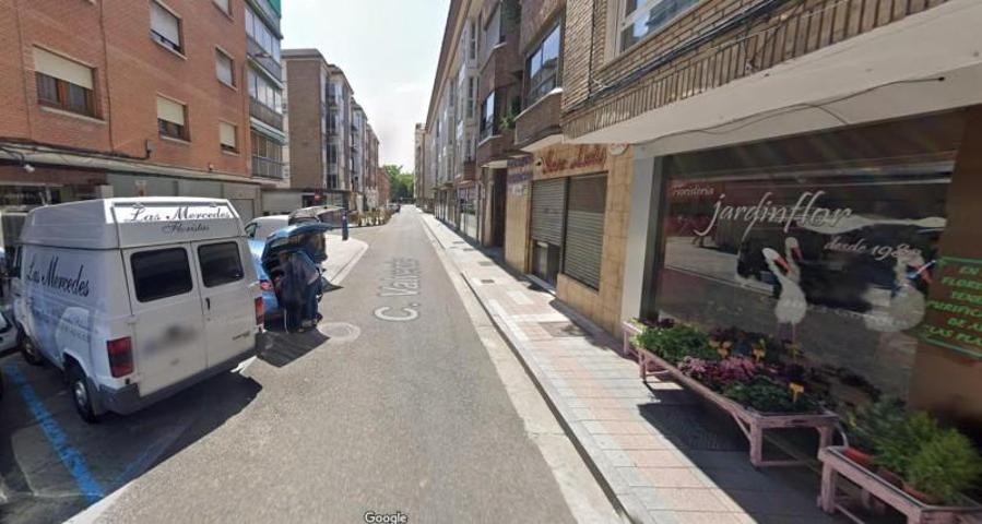 Local comercial en venta en Palencia, Centro photo 0