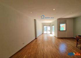 Piso en venta en Els Pallaresos, Pallaresos (Els) photo 0