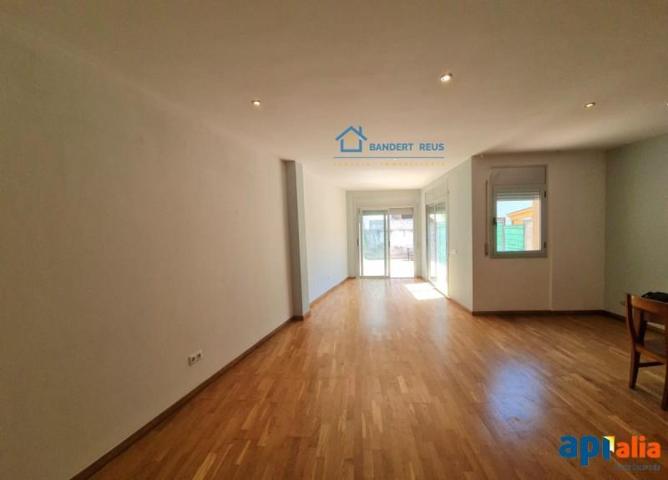 Piso en venta en Els Pallaresos, Pallaresos (Els) photo 0