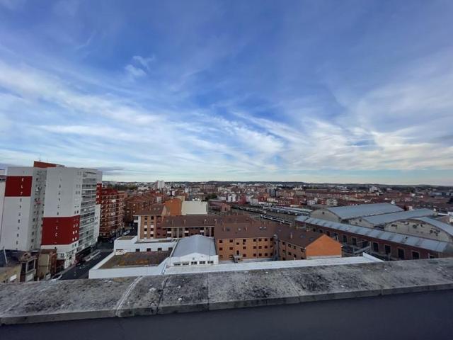 Apartamento en venta en San Andrés del Rabanedo photo 0