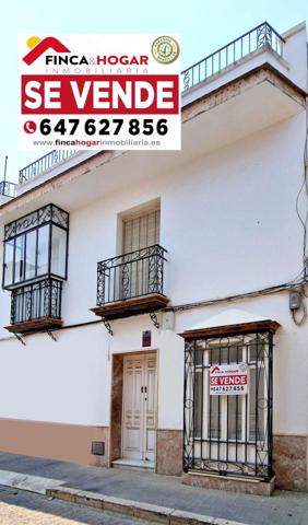 Casa en venta en Arahal, Centro photo 0