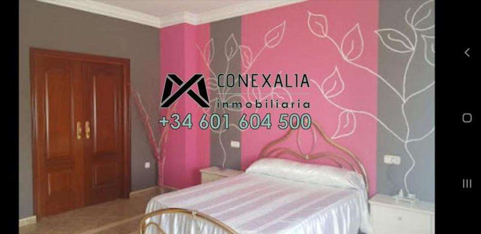 Casa en venta en Olvera, Ensanche photo 0