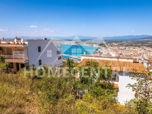 Terreno en venta en Roses photo 0