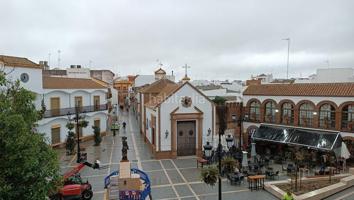 Casas de pueblo en venta en Mairena del Alcor, Centro photo 0