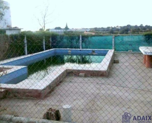 Casa con terreno en venta en Cáceres, Cáceres photo 0