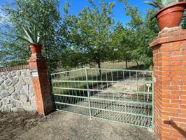 Chalet en venta en Malpartida de Plasencia, Malpartida De Plasencia photo 0