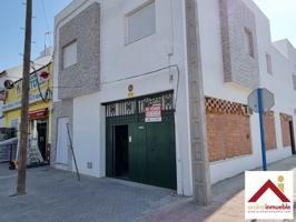 Local comercial en venta en Arahal, Carretera de Villamartin photo 0