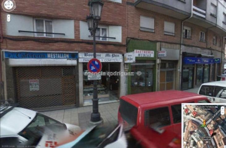 Local comercial en venta en Oviedo, Otero photo 0