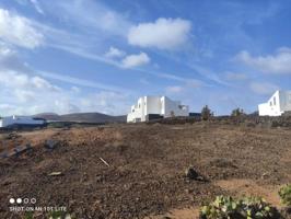 Terreno en venta en Tinajo, Tinajo photo 0