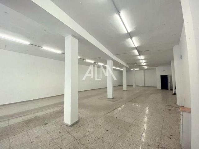 Local comercial en venta en Manzanares, Centro photo 0