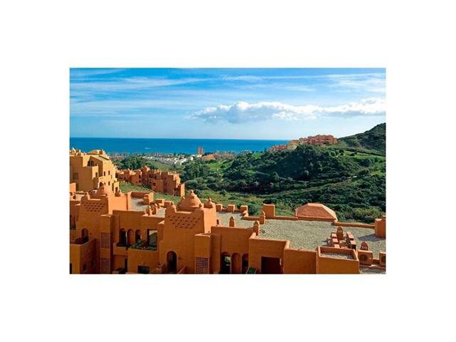 Piso en venta en Manilva photo 0