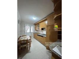 Piso en venta en Sarria photo 0