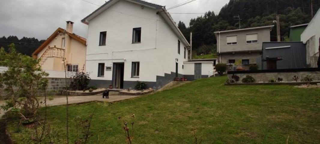 Casa en venta en Ferrol, Serantes photo 0