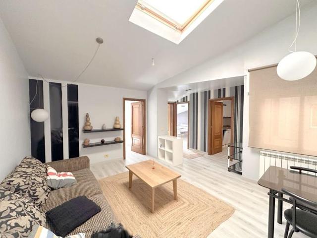 Aticos en venta en Amés, Milladoiro photo 0