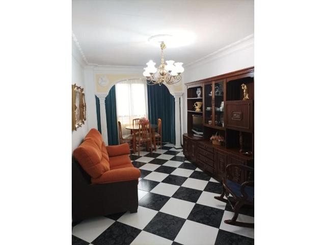 Piso en venta en Sevilla photo 0