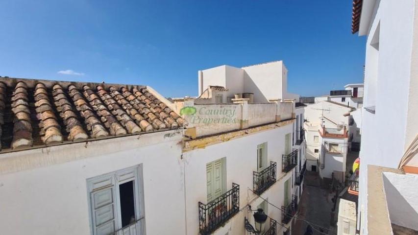 Casas de pueblo en venta en Cómpeta, Competa photo 0