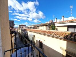 Piso en venta en Plasencia, Centro photo 0