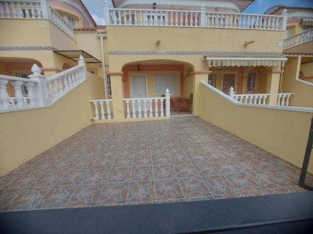 Chalet en venta en Orihuela Costa, Lomas de Campoamor photo 0