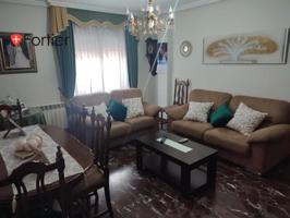 Piso en venta en Martos, Centro photo 0