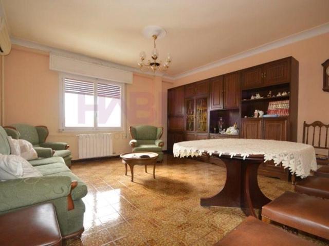 Piso en venta en Zaragoza, Arrabal photo 0