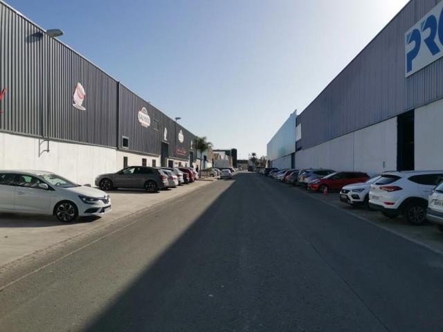 Nave industrial en venta en Alcalá de Guadaira, Poligono Industrial photo 0