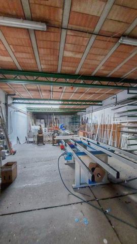 Edificio en venta en Dos Hermanas, Centro - San Sebastian photo 0