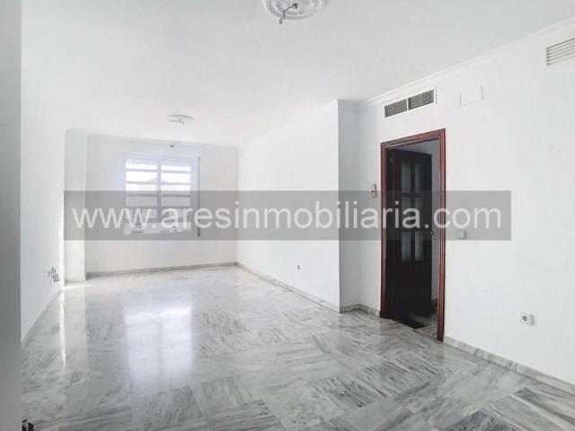 Piso en venta en Écija, Centro photo 0