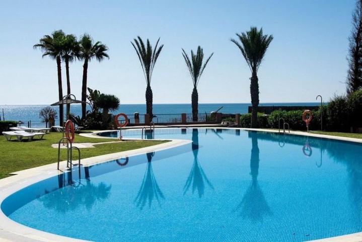 Apartamento en venta en Manilva, Manilva beach photo 0