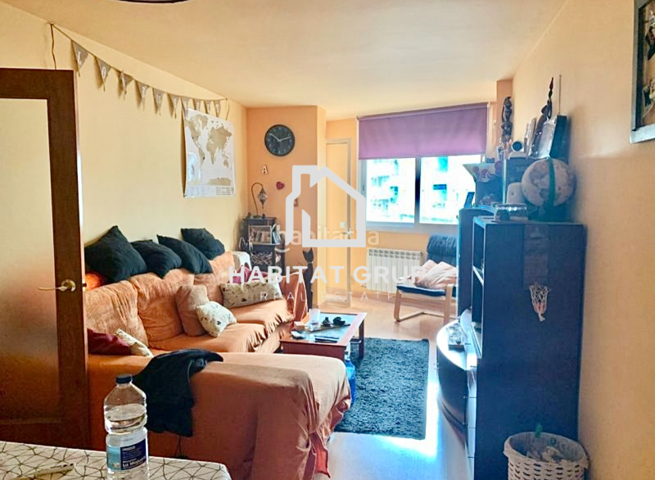 Piso en venta en Girona photo 0