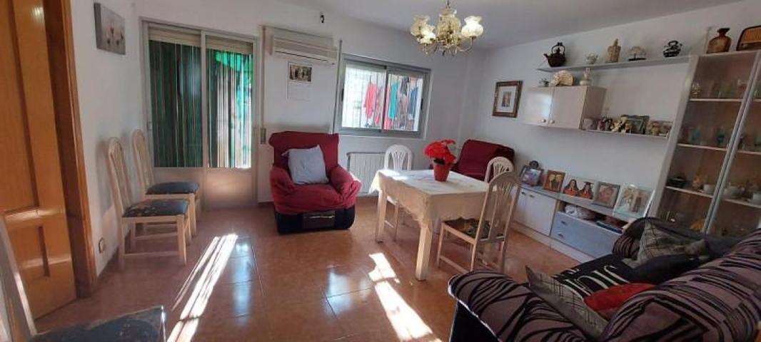 Casa en venta en Quesada, Pueblo - Casco urbano photo 0