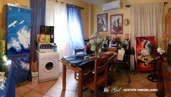 Apartamento en venta en San Juan de Aznalfarache, Barriada Cooperativa photo 0