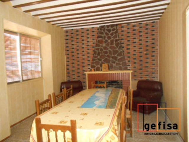 Casa en venta en Valdepeñas, Convento photo 0