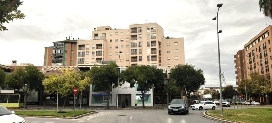 Apartamento en venta en Badajoz, Valdepasillas photo 0