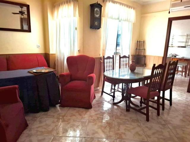 Casa en venta en Morón de la Frontera photo 0