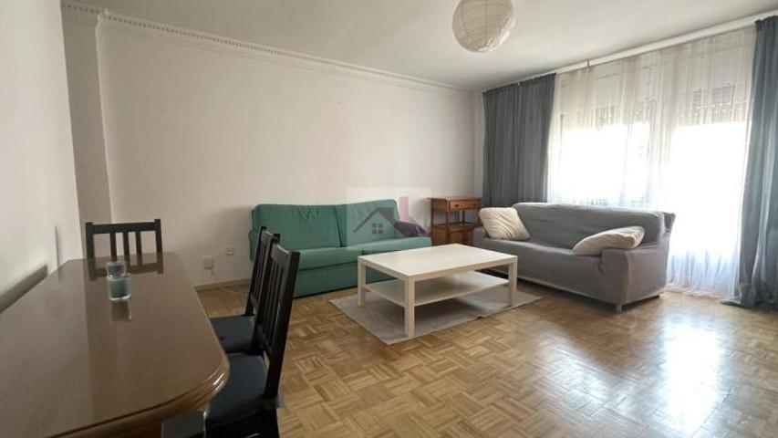 Piso en venta en Cuenca, Centro photo 0