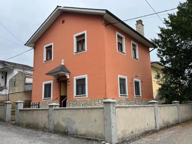 Casa en venta en Navia, Armental photo 0