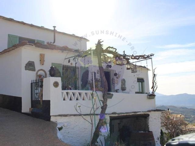 Casa en venta en Válor photo 0